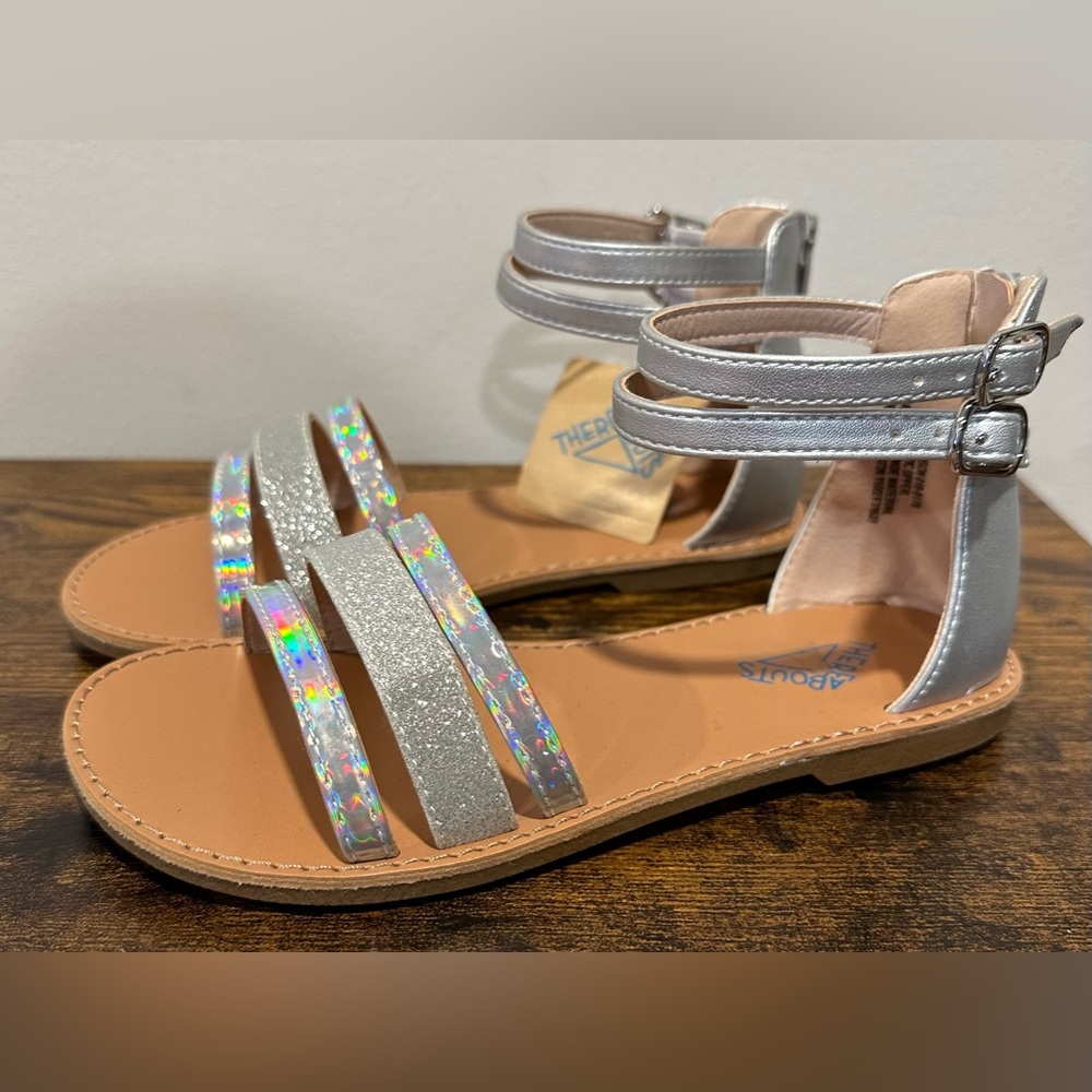 Thereabouts Little Girls Addison Silver Sandals NWT Size Little Girls 1